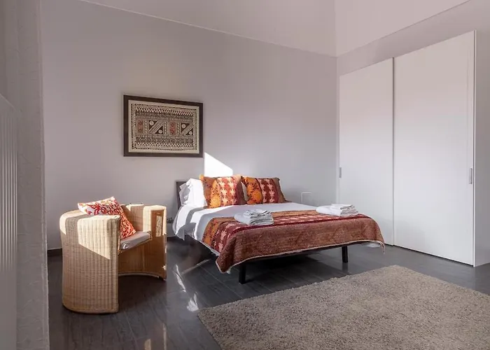 Luxury In Ancient Building Apartment *