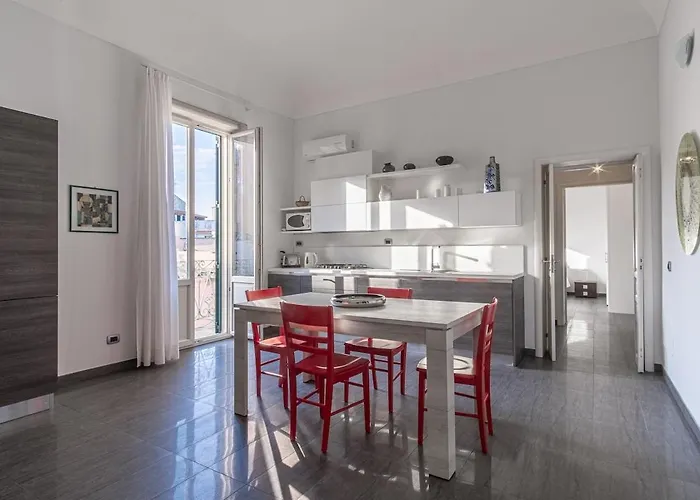 Apartment Luxury In Ancient Building Syracuse