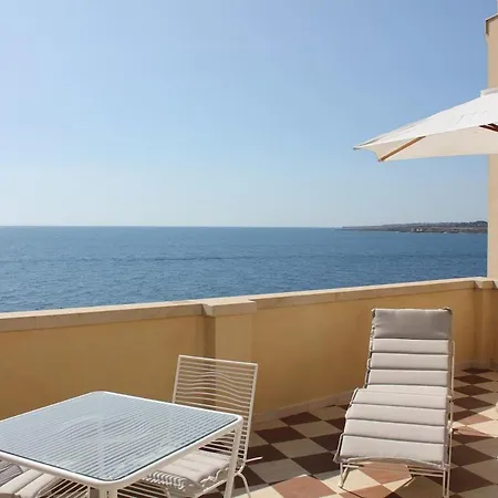 Luxury In Ancient Building Апартаменты
