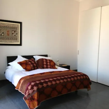 Luxury In Ancient Building Сиракузы
