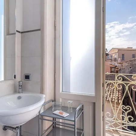 Luxury In Ancient Building Апартаменты Сиракузы